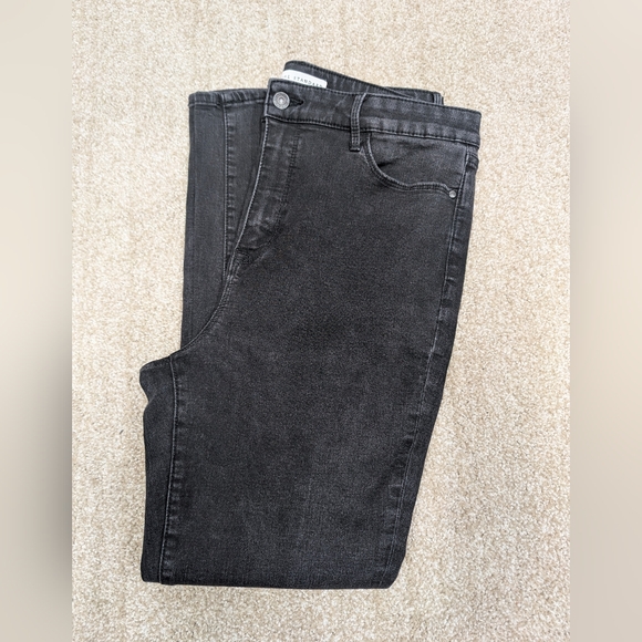 Social Standard by Sanctuary - Picture 1 of 7